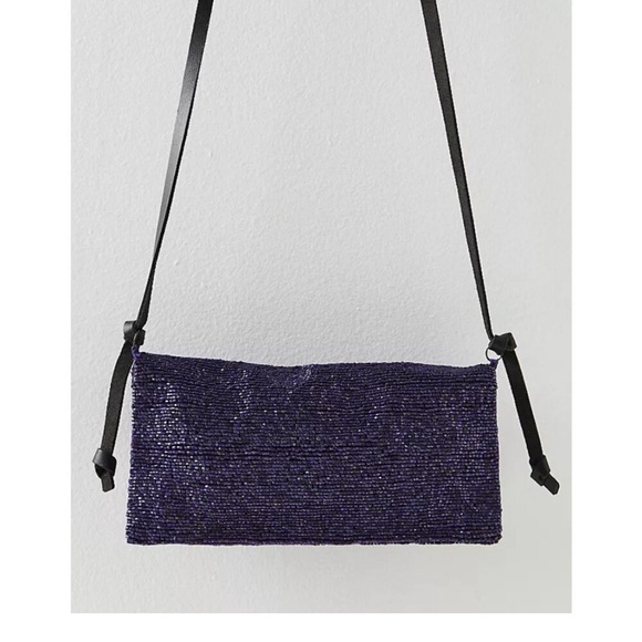 FREE PEOPLE PLUS ONE EMBELLISHED CROSSBODY BAG NWT 🔥 SALE 🔥 - Picture 3 of 8